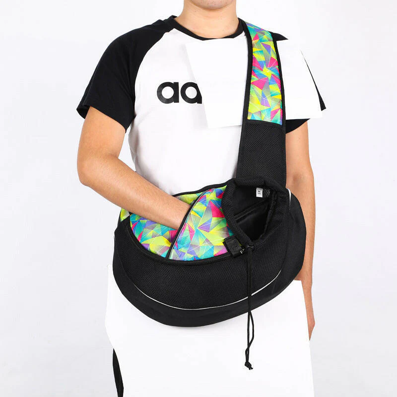 Animal Transport Bag with Ergonomic Design for Comfortable Travel of Dogs and Cats - Image 4