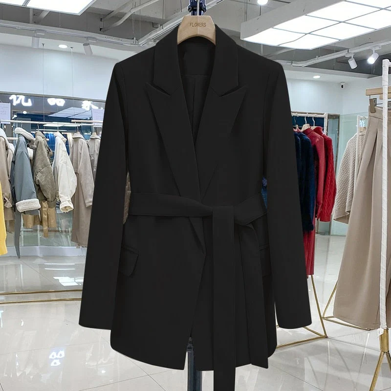 Bianca Blazer | Elegant and trendy blazer for a stylish look - Image 2