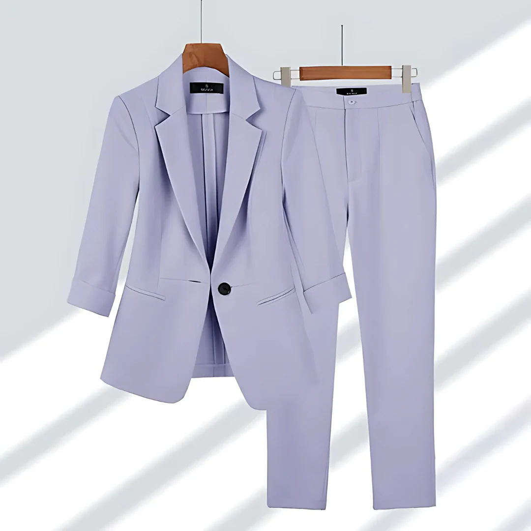 Elegant women's blazer with matching trousers suit for a stylish look - Image 3