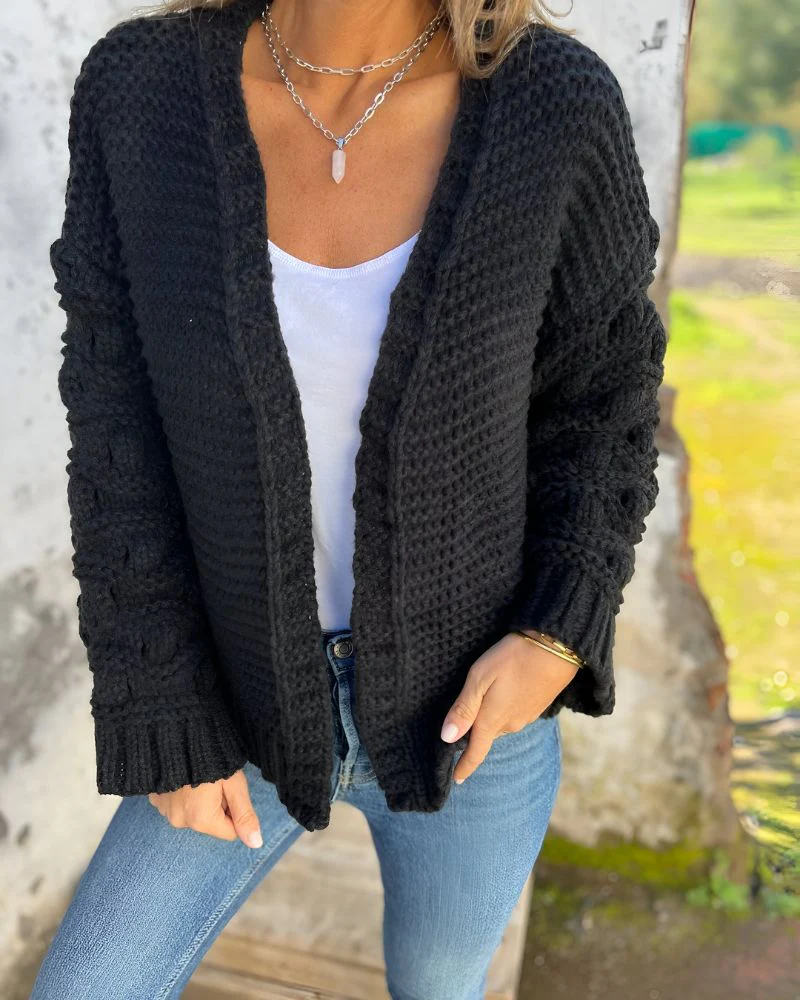 Classic Knit Cardigan - Timeless Style & Cozy Comfort - Image 2