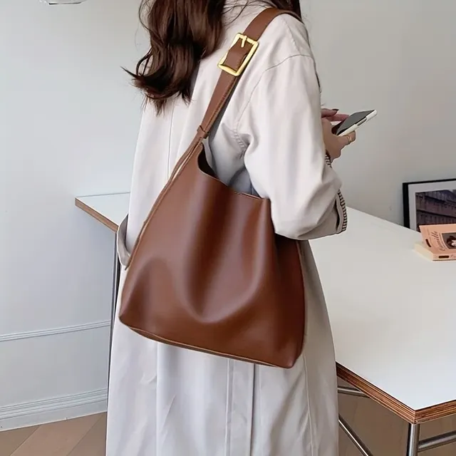 Elegant and Spacious Handbag for Women - Image 2