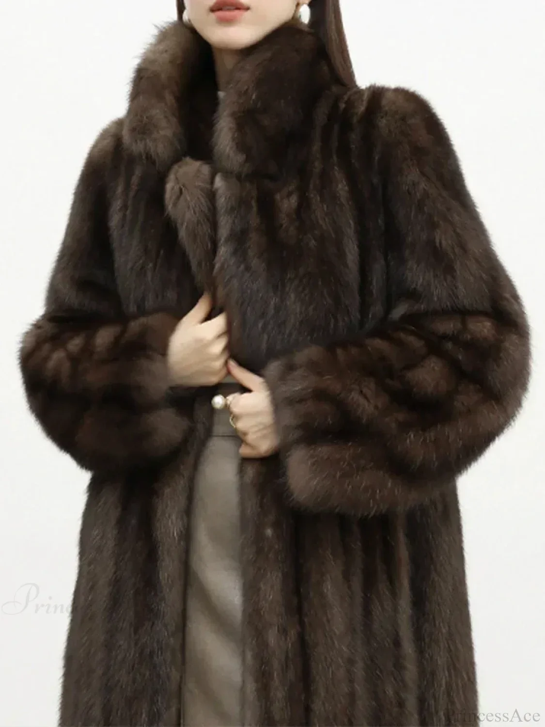 Oversized coat with elegant draping fabric - Image 4