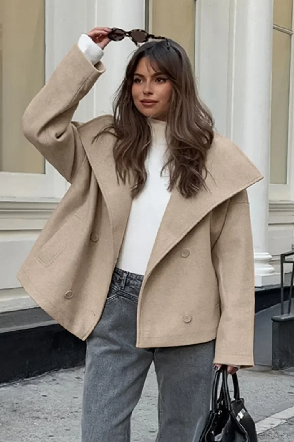 Vintage Wool Blend Coat with Double Button Closure in Khaki and Classic Style - Image 3