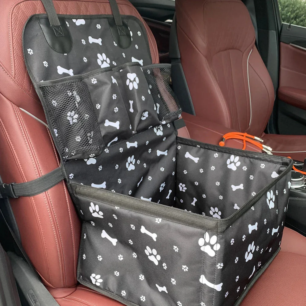 Luxury Car Seat with Practical Storage Compartments for Comfort and Convenience - Image 3
