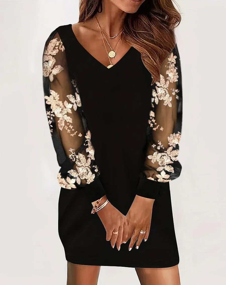 Marilyn – Timeless Elegance in a Lace-Sleeve Comfort Dress - Image 4