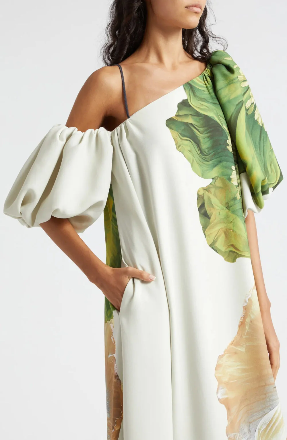 Elegant One-Shoulder Maxi Dress with Floral Print - Image 3