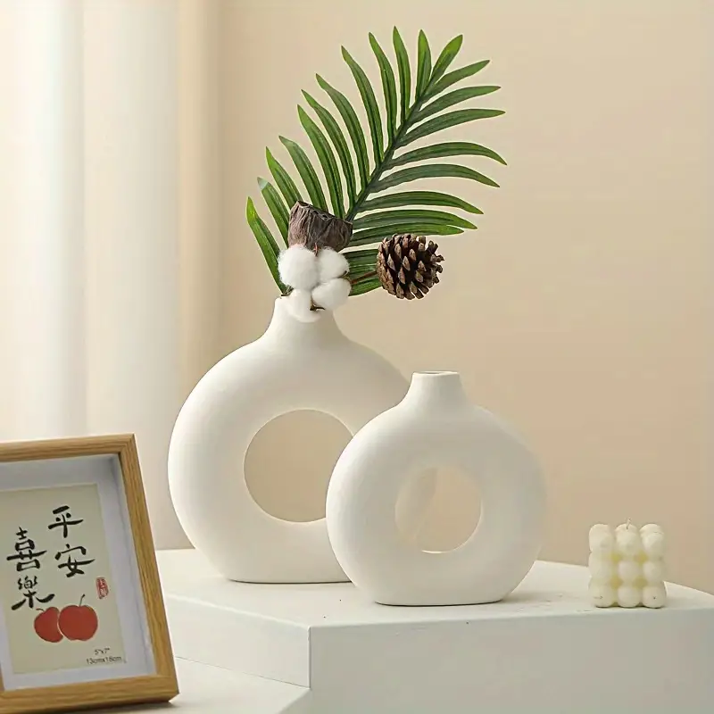 Timeless and Elegant Vases - Image 10