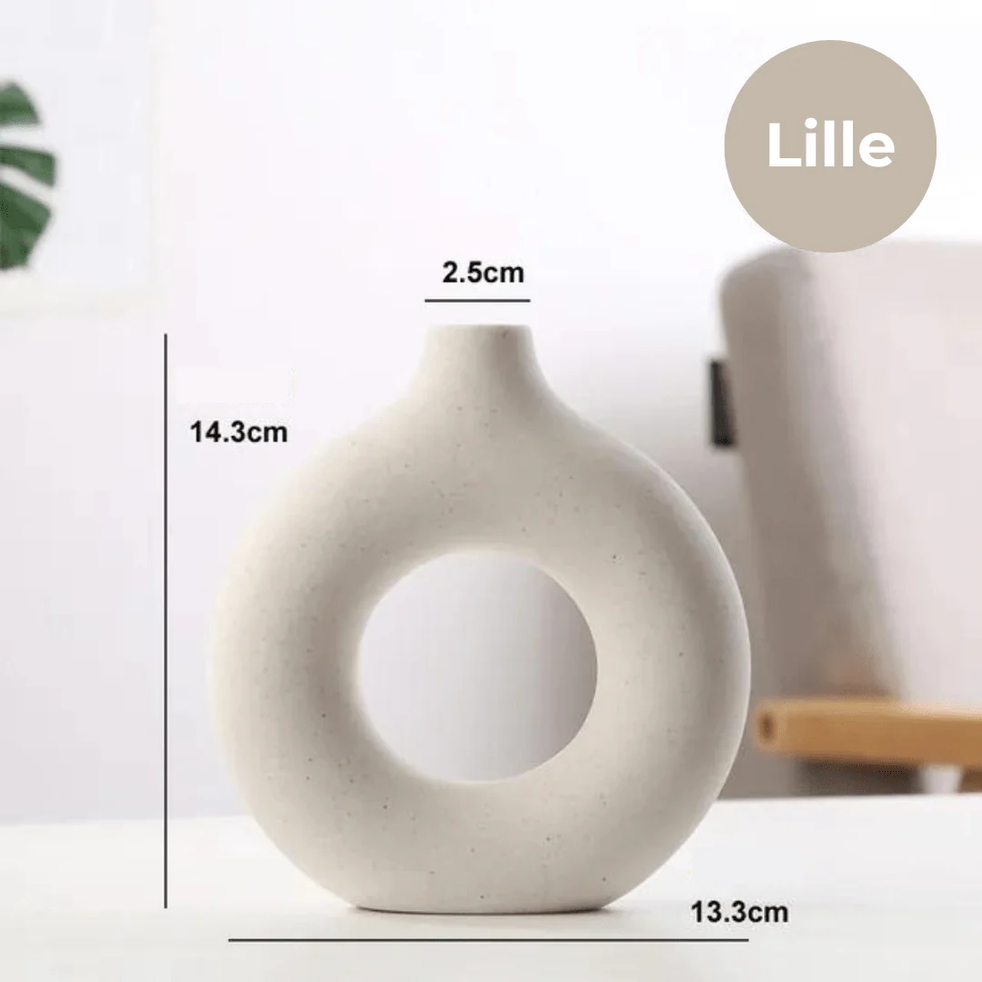 Timeless and Elegant Vases - Image 14